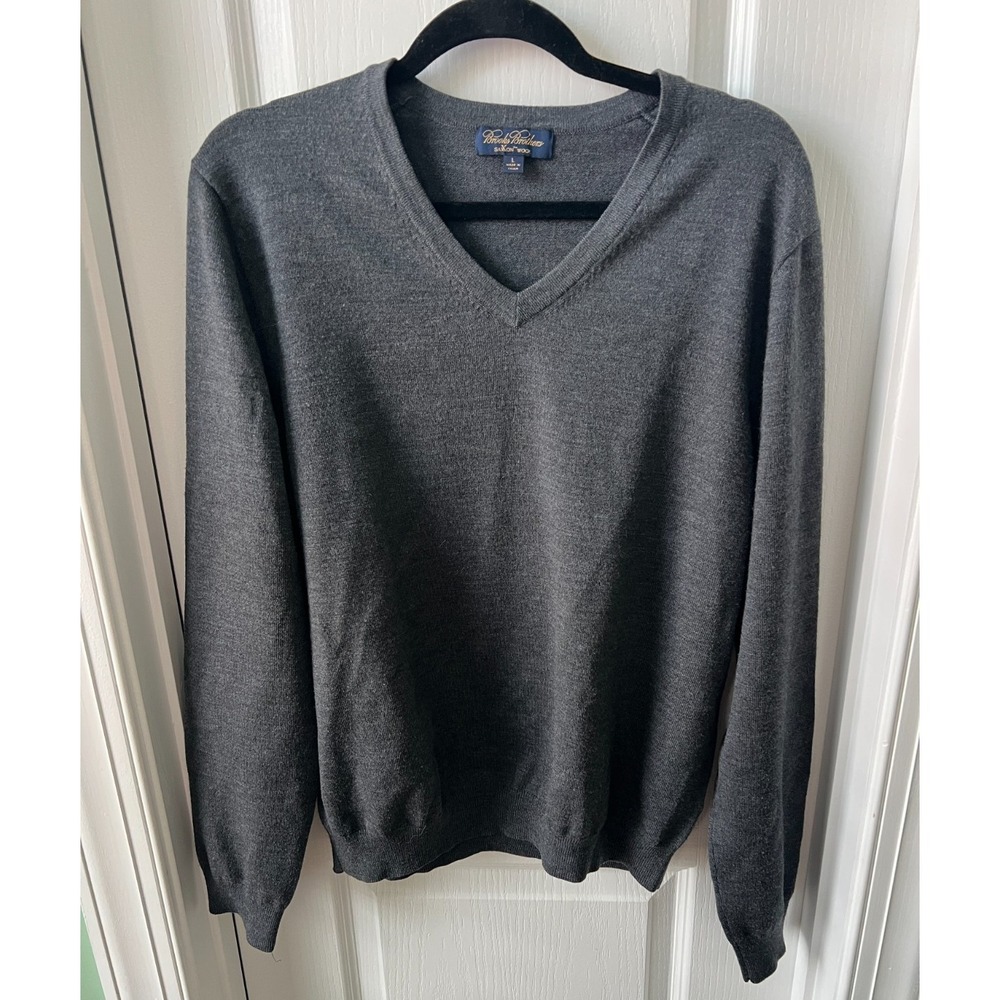 Brooks Brothers Saxxon Wool Gray Long Sleeve V-Neck Pullover Sweater Sz L‎ Large